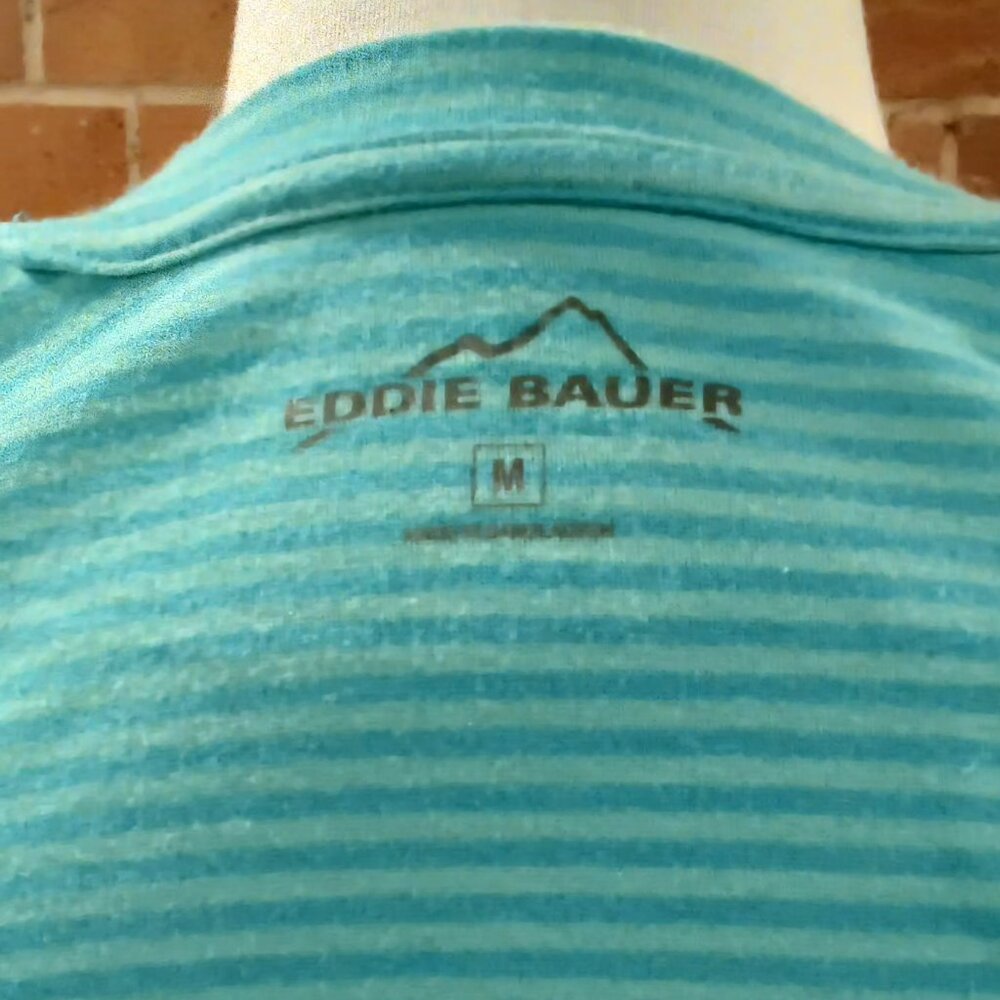 Eddie Bauer💙 Womens Blue Striped Shirt Soft Stretchy Tee Shirt Short Sleeve Top - Picture 9 of 10